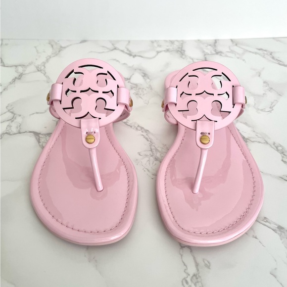 ❌❌SOLD❌❌ New Limited Edition Tory Burch Patent Leather Miller Sandals Size 8.5 - Picture 3 of 9